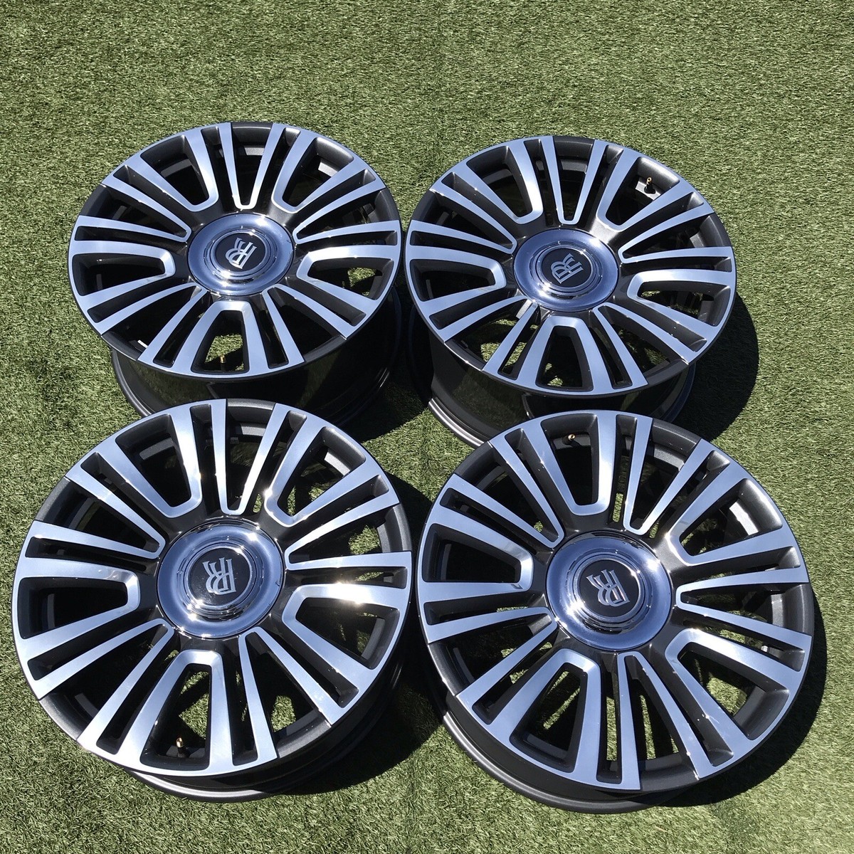 21 ROLLS ROYCE RIMS OEM STOCK GHOST TWO TONE GREY POLISHED 21 ROLLS ROYCE RIMS OEM STOCK GHOST TWO TONE GREY POLISHED