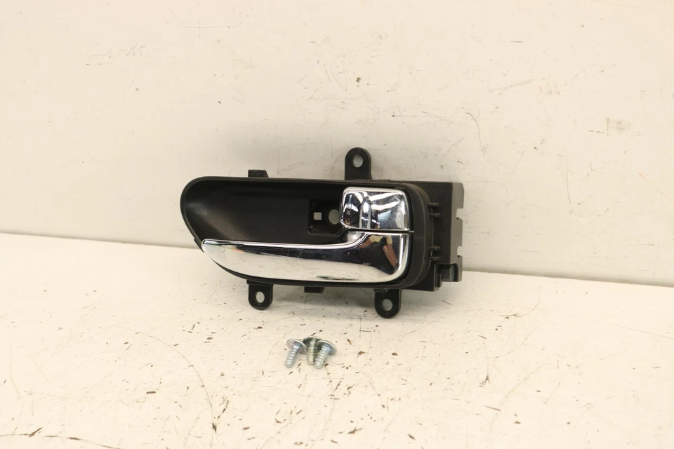 03-06 INFINITI G35 SEDÁN DELANTERO DERECHO PASO LADO DERECHO INTERIOR PUERTA TIRADOR OEM Foto 3 de 4