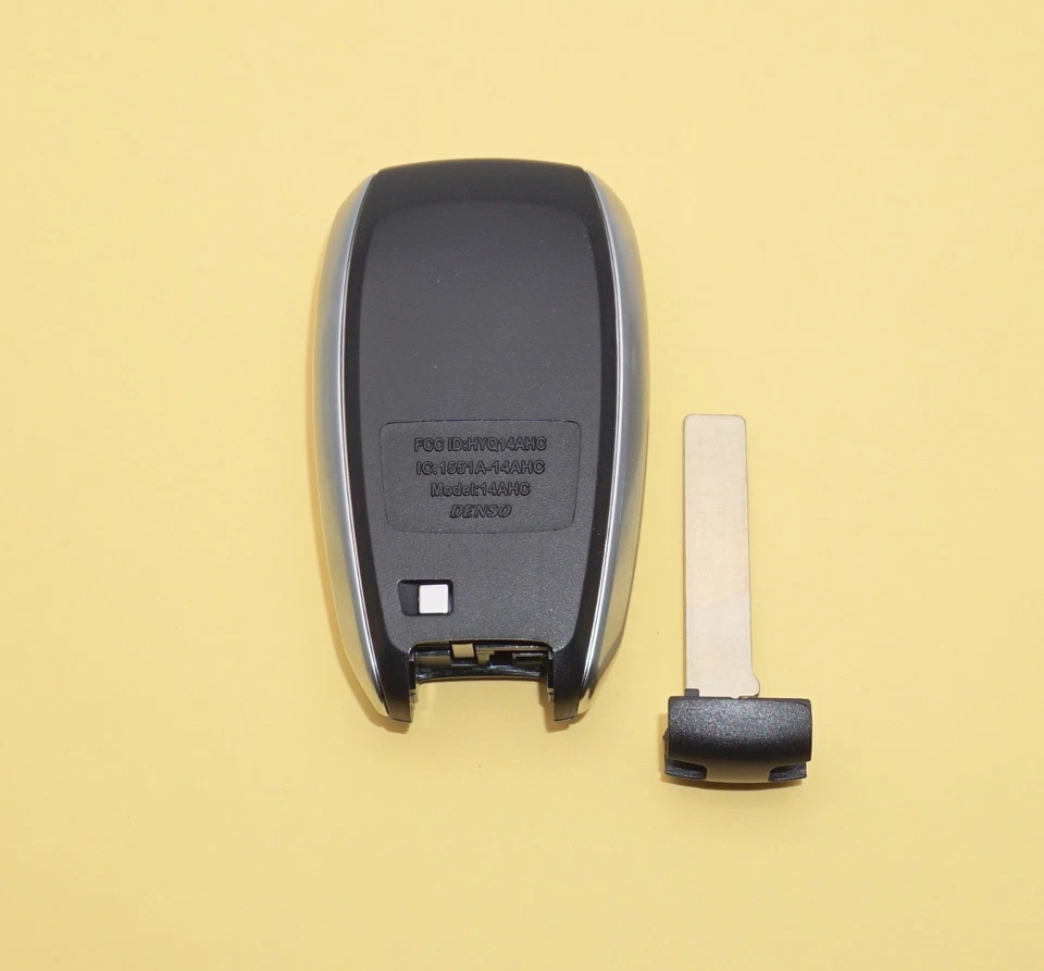 OEM 15-18 SUBARU LEGACY OUTBACK WRX STI SMART KEY PROXIMITY REMOTE FOB HYQ14AHC - Image 2 of 3