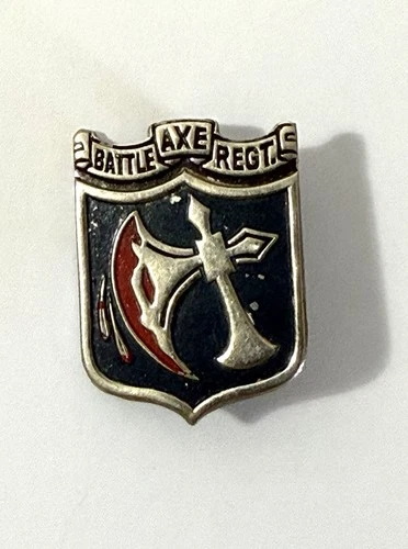 WW2 US Army Military 272nd Infantry Regiment Theater Distinctive Pin