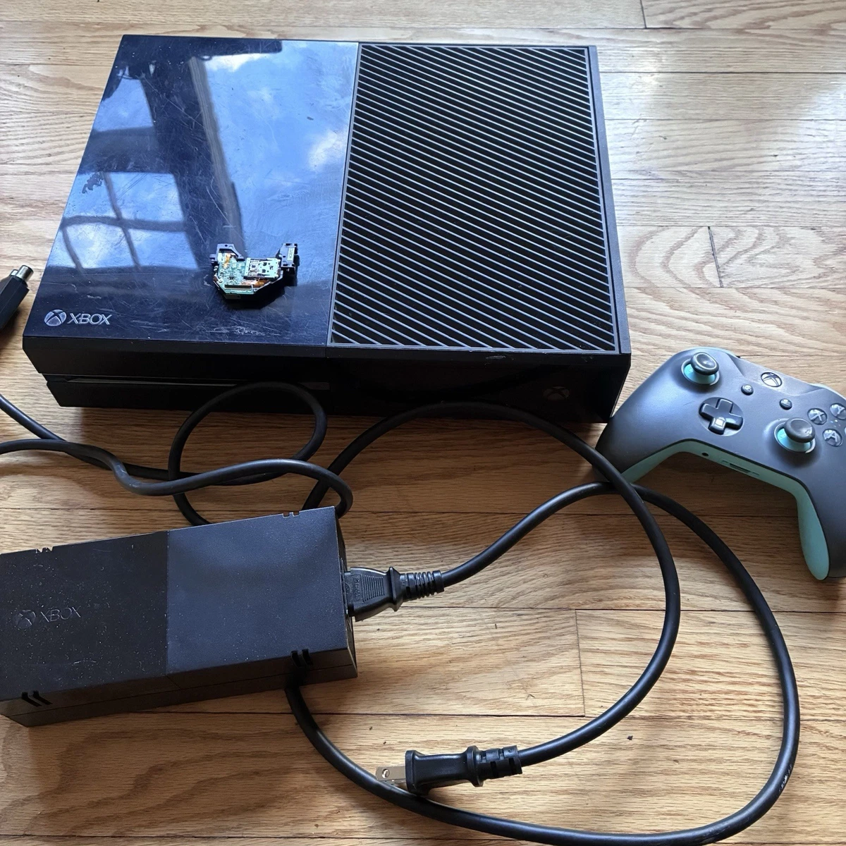 25+ Microsoft Xbox One Consoles 500 GB Storage Capacity for sale