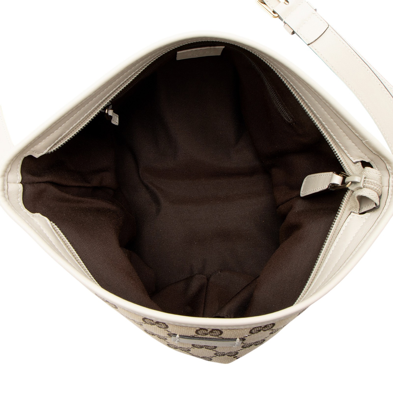 Gucci GG Canvas Classic Flat Medium Messenger - image 7