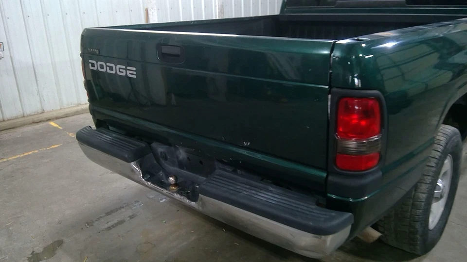 Dodge Ram 1994-2001 puerta trasera puerta trasera verde bosque-PG8 *abolladuras menores*limpio Foto 3 de 4