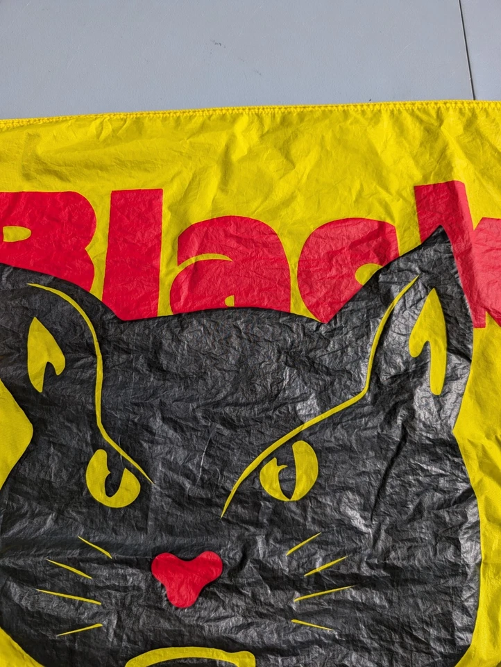 Black Cat Fireworks vendido aquí auténtica bandera publicitaria de distribuidor 5'x3' Foto 4 de 4