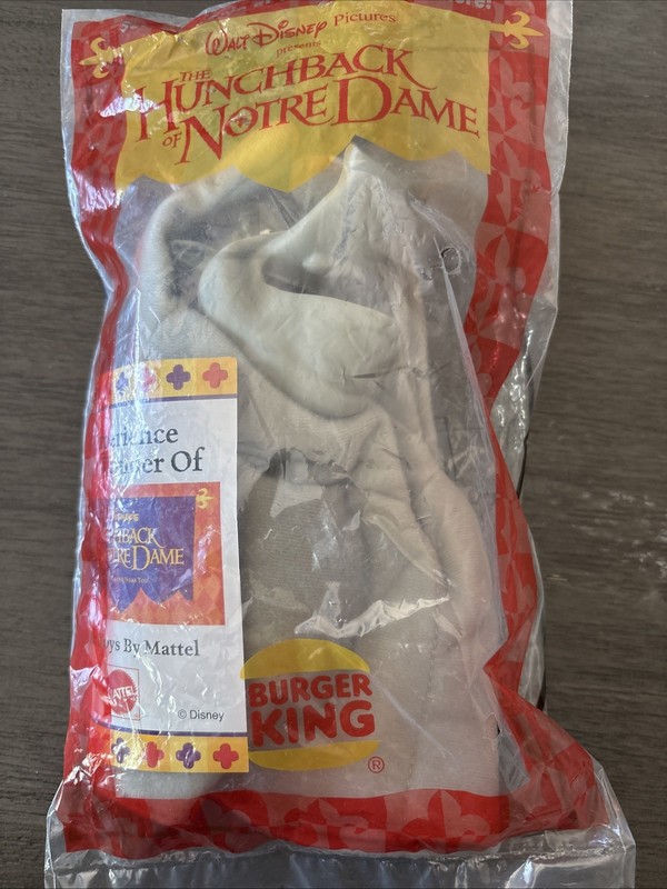 Burger King 1996 Disney's Hunchback of Notre Dame Hand Puppet HUGO  -SEALED