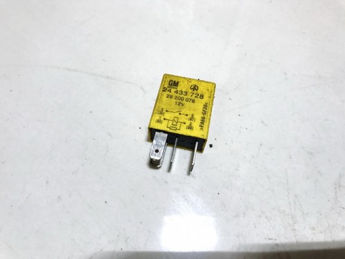 Opel Corsa 2001 Relay module 24433728, 29200076 #720299-45