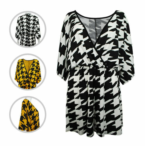 Robe Boohoo Rose à Motifs - Taille UK 12 (équiv. FR 40) - Manches Longues - Style Mini - Très Bon état