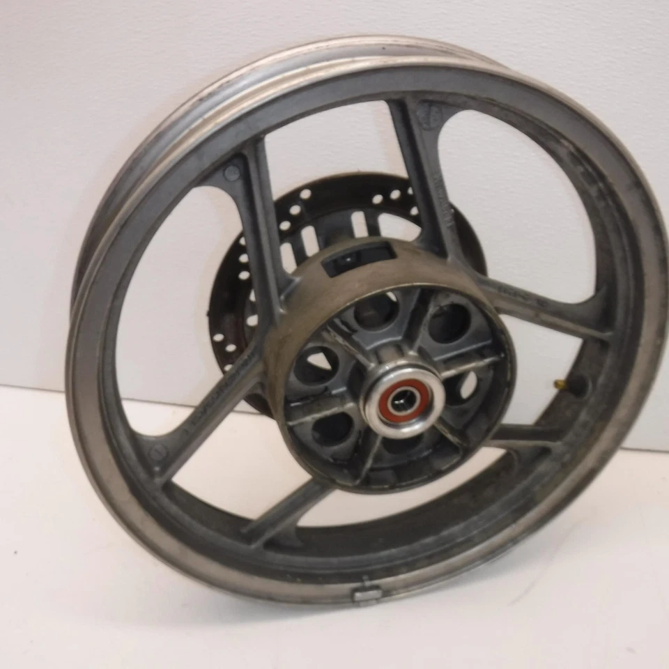 Llanta trasera Kawasaki Ninja 250R 88-07 Foto 2 de 4