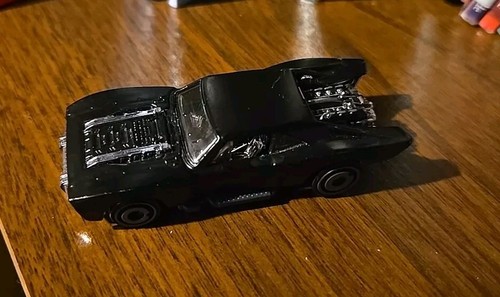 Hot Wheels 2020 Black Batmobile 1/64 Diecast Batman DC Comics - Picture 6 of 15