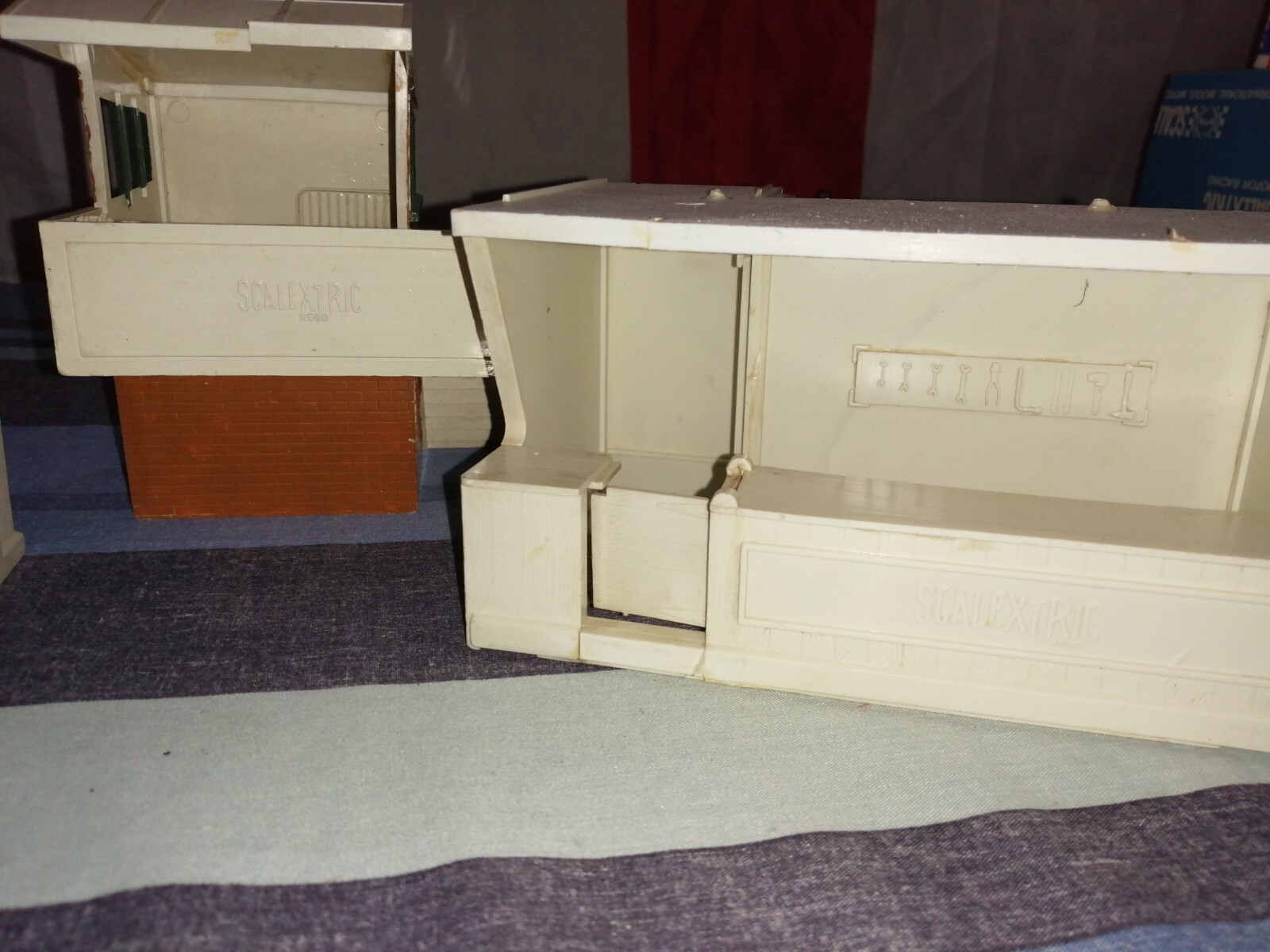 Vintage Scalextric Triang buildings, Openroof Grandstand eBay