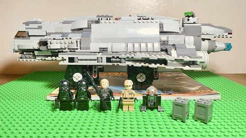 Lego Star Wars 75106 Imperial Assault Carrier 99% complete 5/6 minifigs,No Box