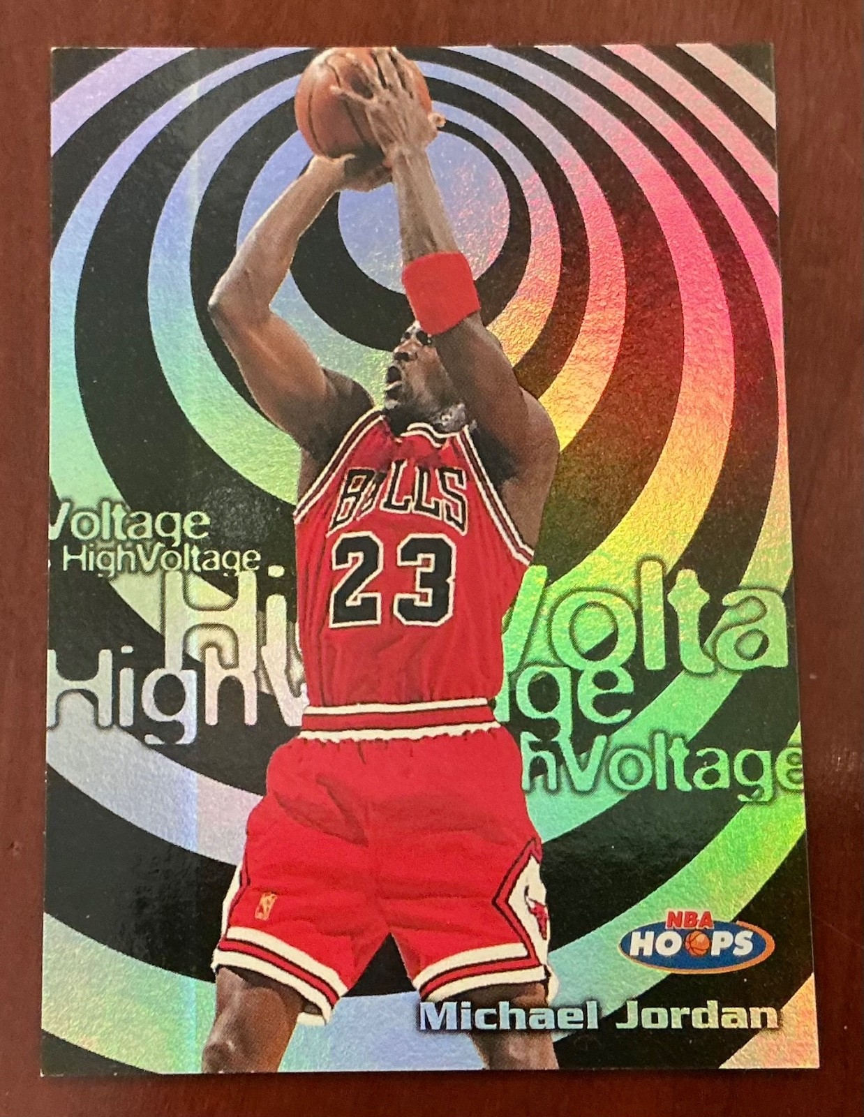 MICHAEL JORDAN 97-98 HOOPS HIGH VOLTAGE #14 HV INSERT CARD
