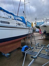 sailing boat Snapdragon27