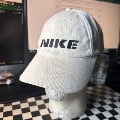 Vtg Early NIKE Off White Spellout Embroidered Swoosh Hat Snapback Made In Taiwan