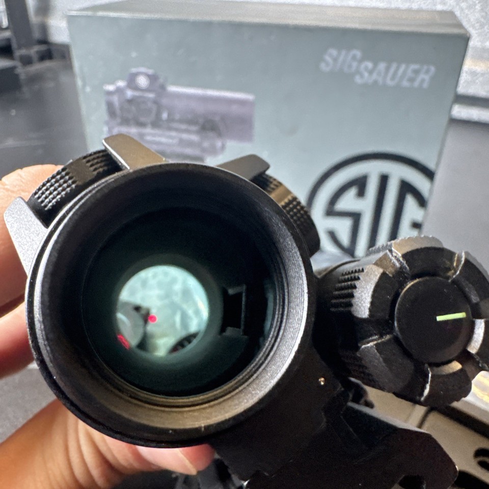 Sig Sauer #SOR71001 ROMEO7 1x30mm Red Dot Sight w/ 2 MOA Dot Reticle ...