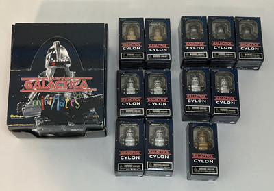 Art Asylum Battlestar Galactica Lot of 12 Cylon Minimates w/Display Box 395/460