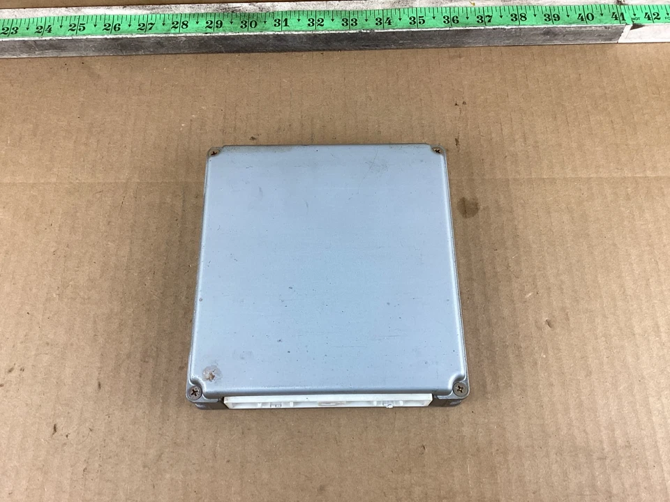 1996 - 1997 年日产 Sentra 发动机计算机控制模块 JA18E54 BA5 — 第 4/4 张图片