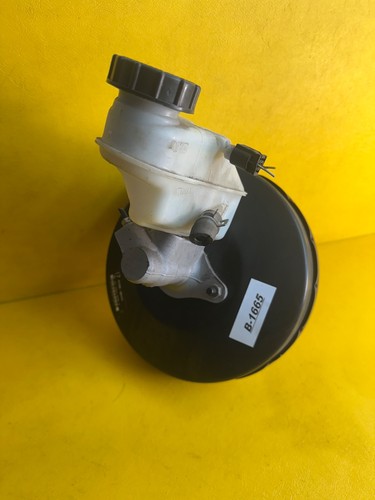 Bremskraftverstärker Toyota Yaris 2 II XP9 P9 1.3 Hauptbremszylinder 47200-0D171