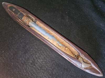 Wooden Shuttle Boat Flying Loom Textile Mill Weaving, Blue, Pink & Brown String.