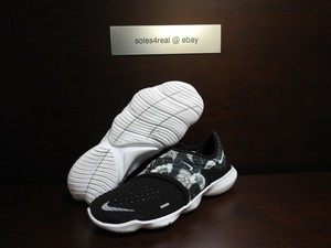 nike free run floral