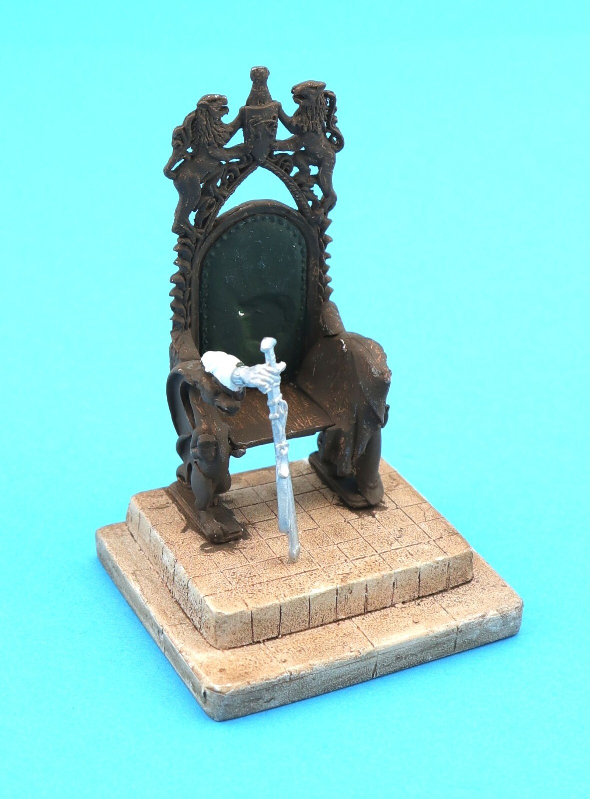 Picture 2 of 5