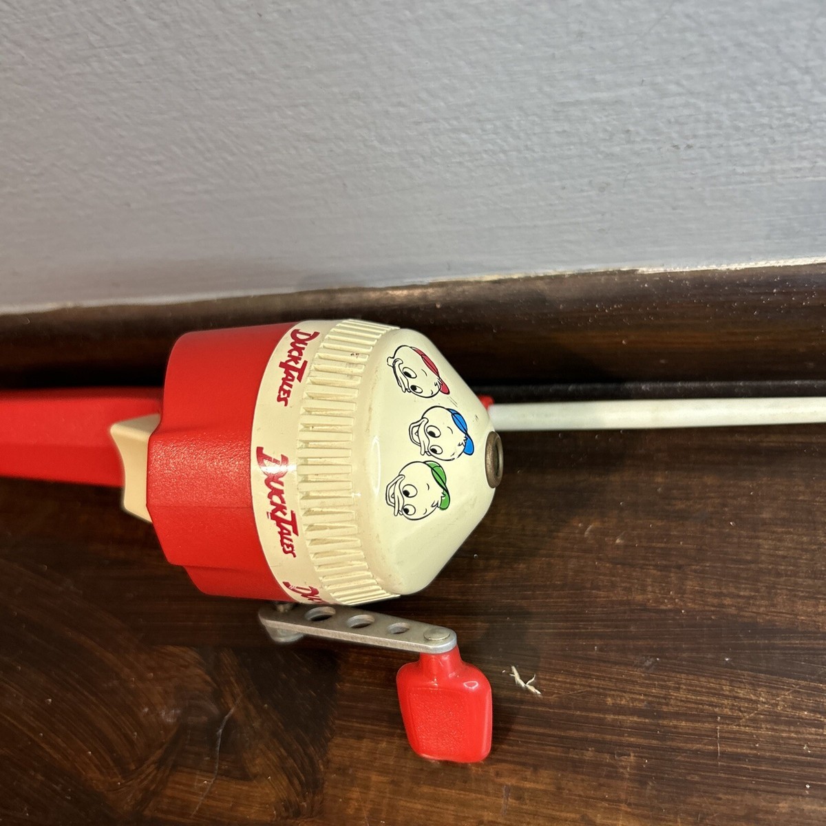Vintage 1988 DuckTales Zebco Childrens Small Fishing Pole Walt