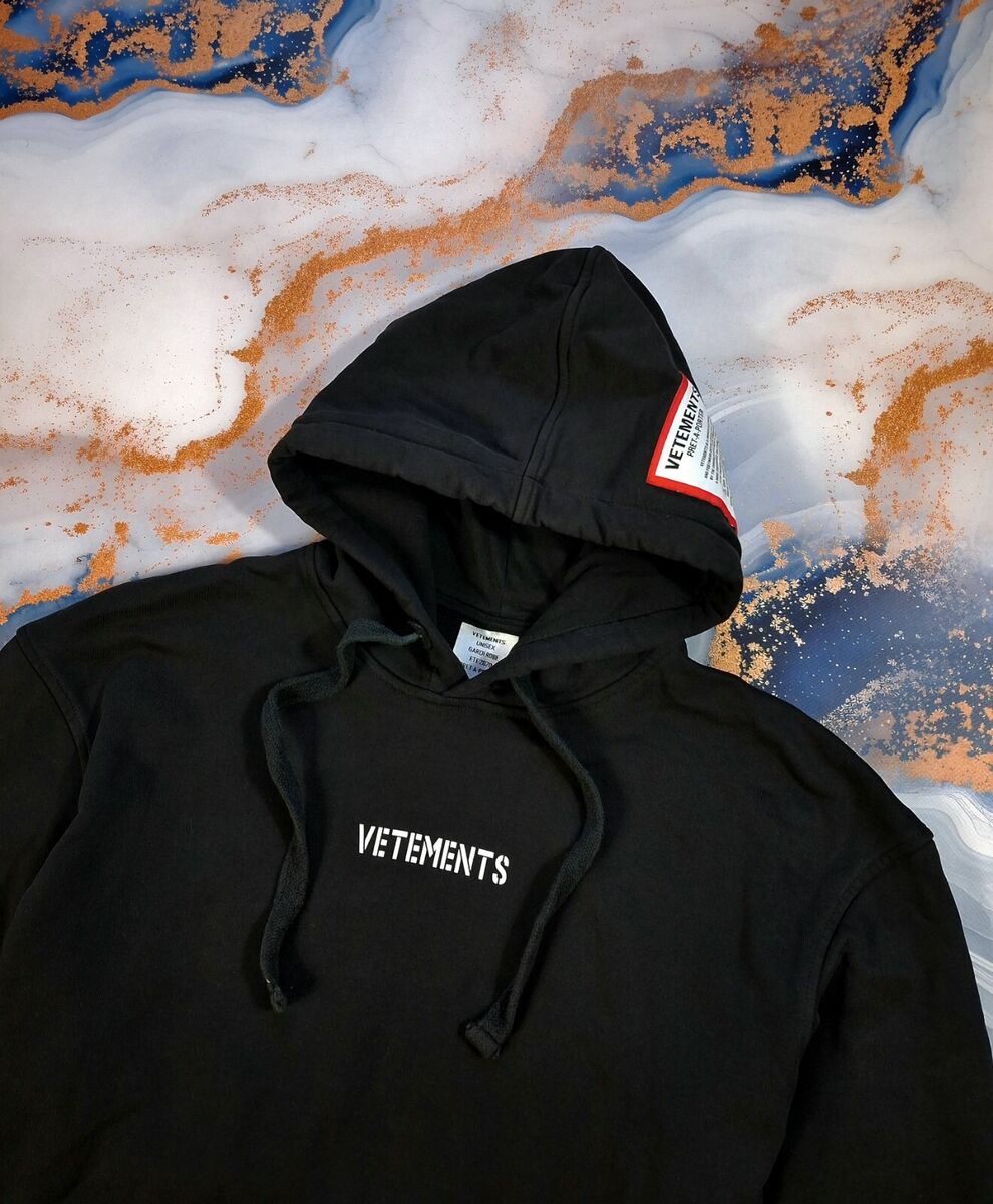 Size S - Vetements Unisex Black Hoodie Patch Logo Sweatshirt Size S - Vetements Unisex Black Hoodie Patch Logo Sweatshirt