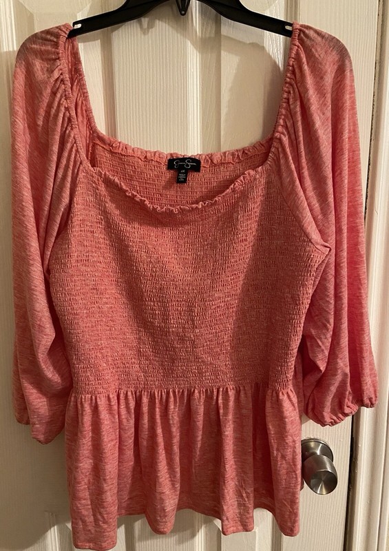 Jessica Simpson Women’s Smocked Heather Pink Off or On Shoulder Top Size 2X