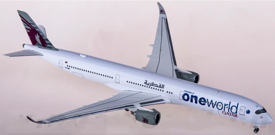 1:500 Herpa QATAR Oneworld AIRBUS A350-1000 Passenger Airplane Diecast Model - Image 4 of 4