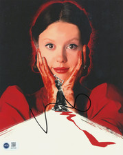 Mia Goth Signed 10x8 Signed 10x8 Photo ACG CERT AG76245 Pearl