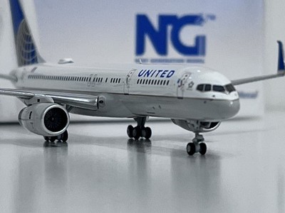 NG Model 1:400 United Airlines Boeing B757-200 N41135 | eBay