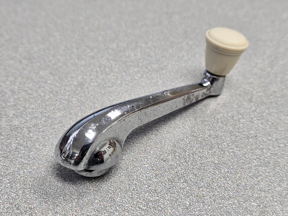 MANIVELA ENROLLADORA VENTANA CROMADA #3 ORIGINAL USADA VW BEETLE PORSCHE 356 356A Foto 2 de 4