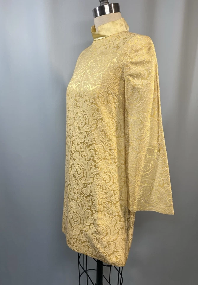 Винтажный мини-платье размер XS очень маленький 60-х 70-х короткий золотой желтый Неру шеи - Изображение 3 из 4