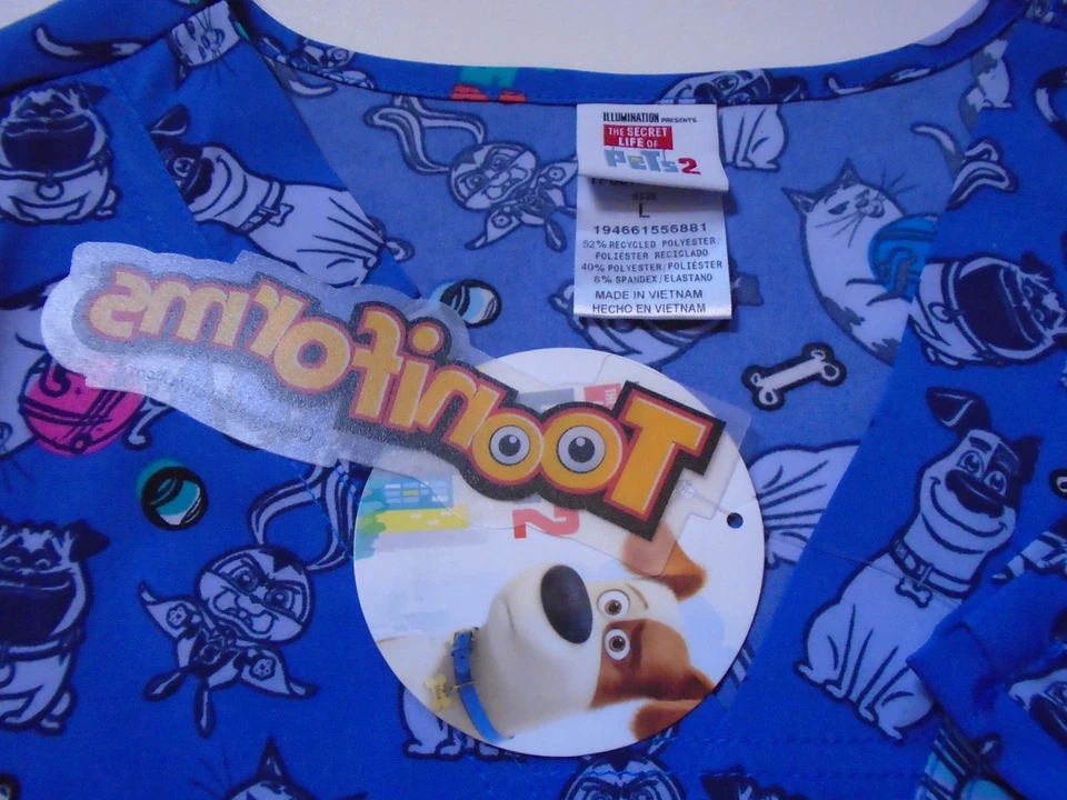 NWT Secret Life of Pets 2 Pullover V Neck Scrubs Polyester Spandex Unisex Large - Image 3 of 4