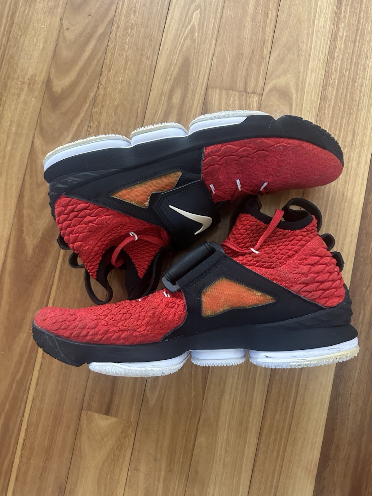 Nike LeBron 15 Red Diamond Turf Size 18 Used No Box