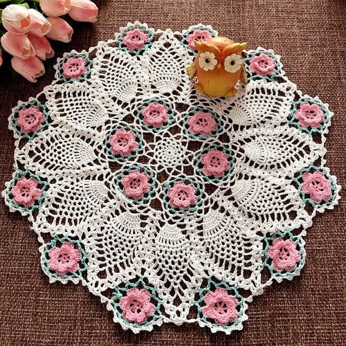 17" Vintage Hand Crochet Lace Doily Round Table Topper Mats Flower Tablecloth - Picture 4 of 10