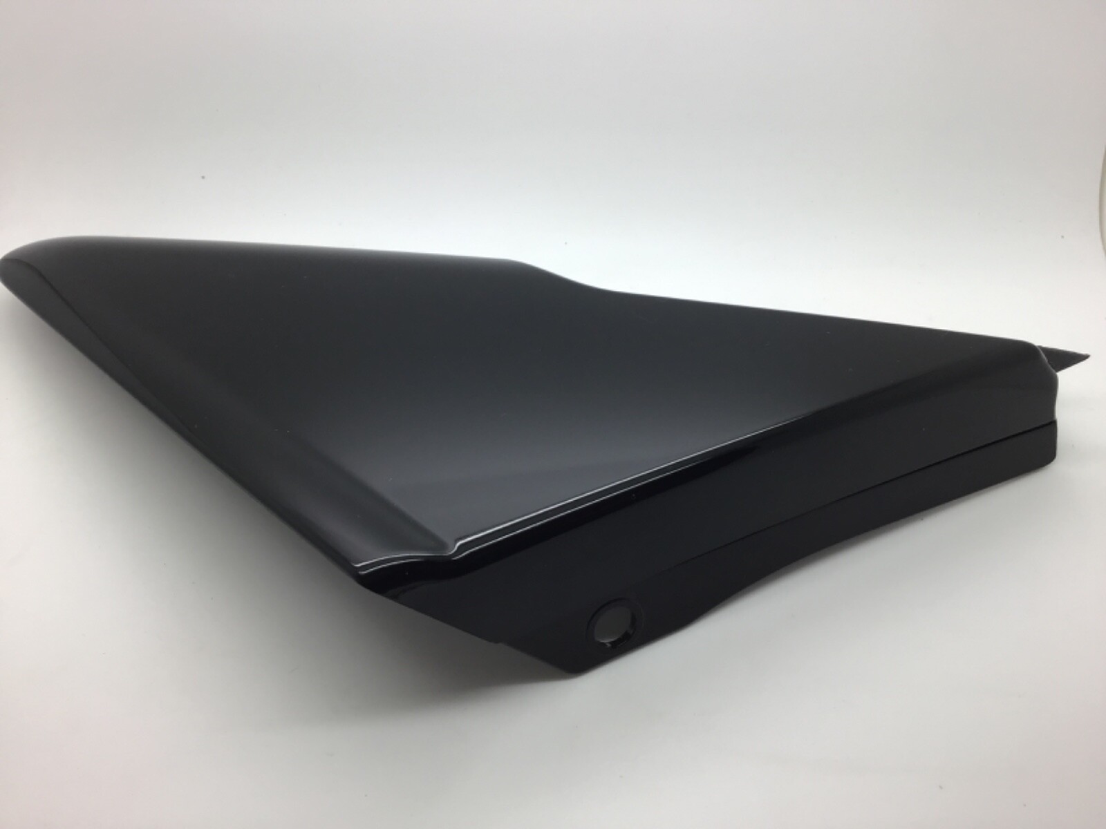 2018 RENAULT CAPTUR Left Passenger N/S Wing Moulding Trim Panel 