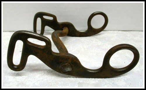 RARE Early 1900's Unusual Sweet Iron Pony Size Short Shank Horse Riding Bit