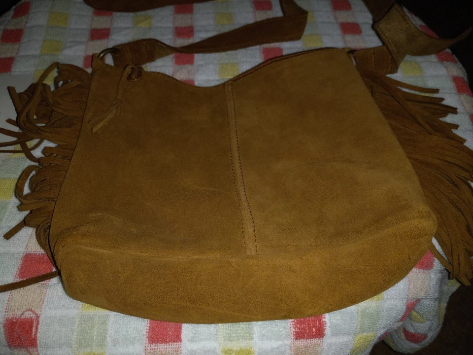 Minnetonka Leather Handbag  - Imagem 2 de 4