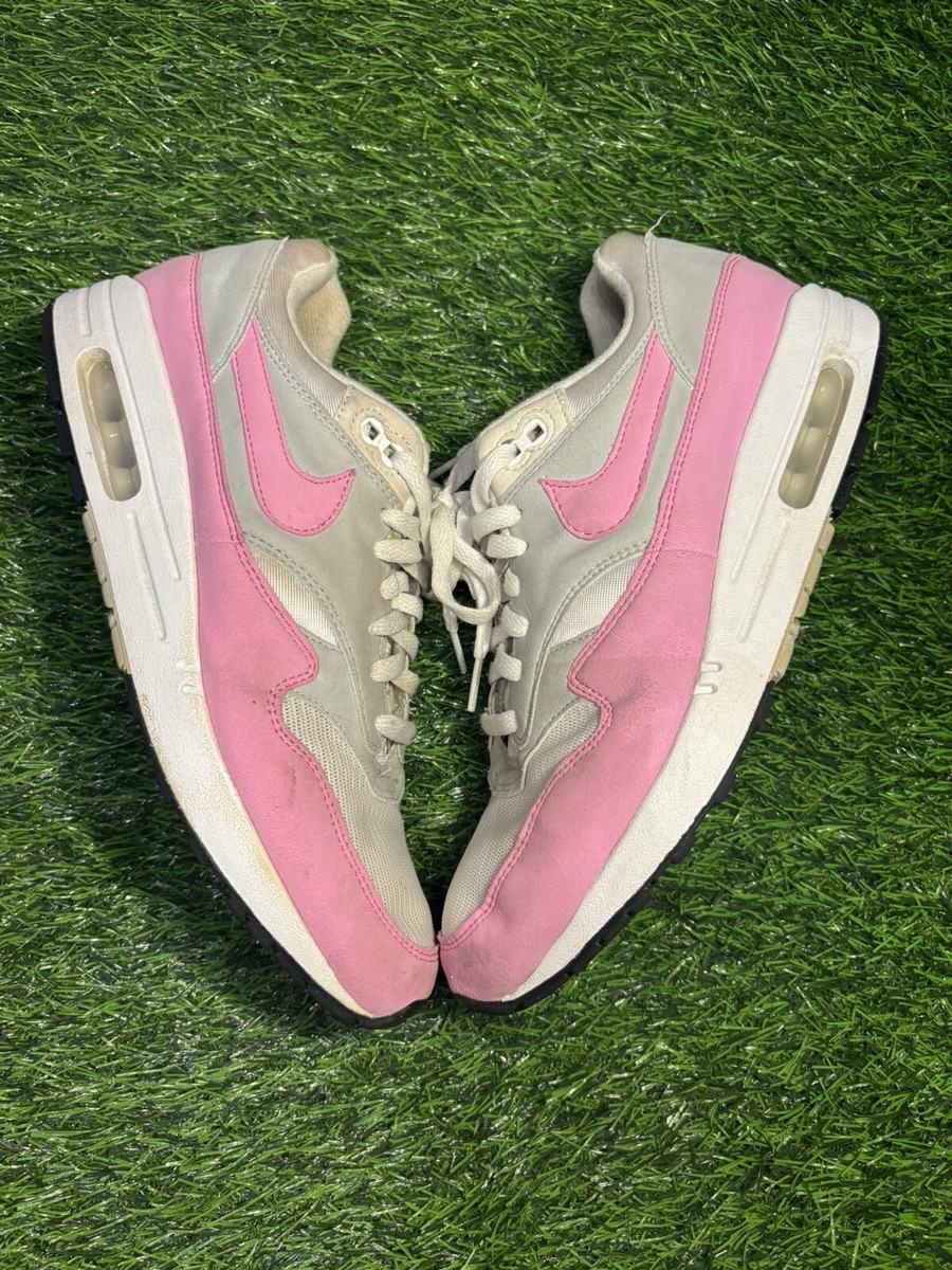 NIKE AIR MAX ESSENTIAL WOMENS 11 Mens TRAINERS PSYCHIC PINK White