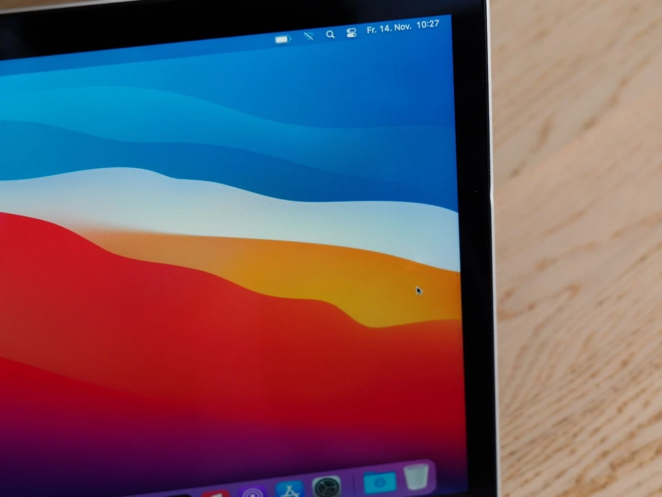 Apple MacBook Pro Retina 15,4 Zoll, 256 GB SSD, Intel Core i7 2,3 GHz, 8GB RAM - Bild 2 von 4