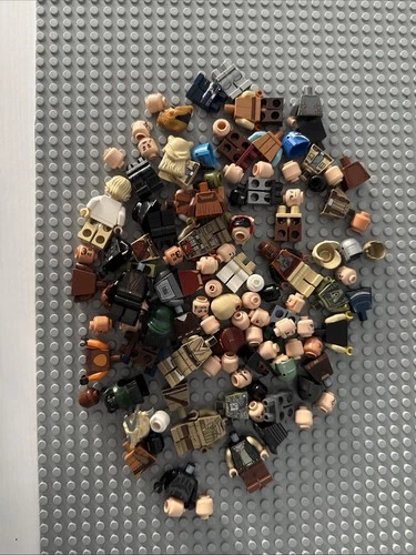 Lego Star Wars Minifigure And Minifigure Pieces Lot