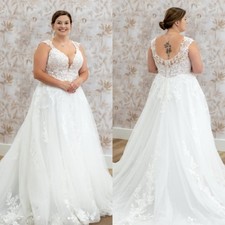 Elegant Wedding Dresses Lace Sleeveless V Neck Plus Size Sweep Train Bridal Gown