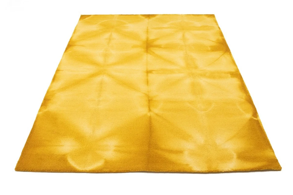 Alfombra moderna contemporánea dorada amarilla tie-dye abstracta 5x8 acolchada a mano Foto 2 de 4