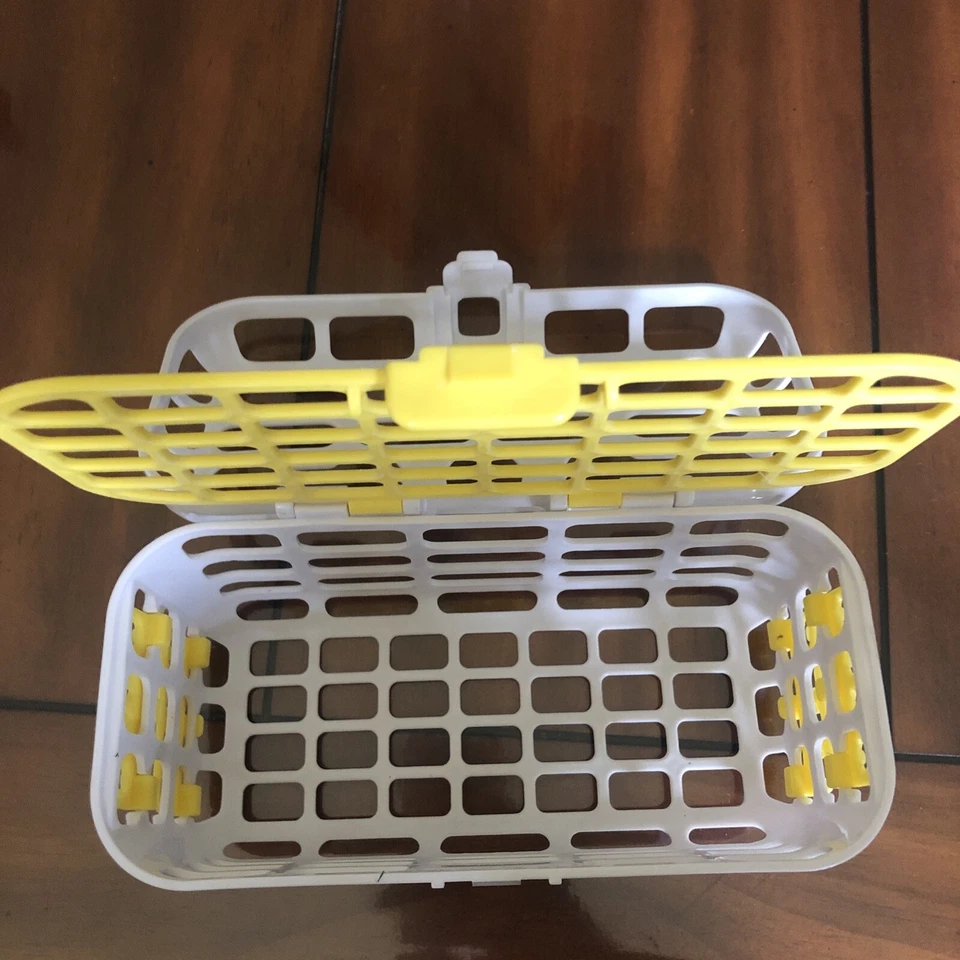 Cesta lavavajillas munchkin amarilla  Foto 4 de 4