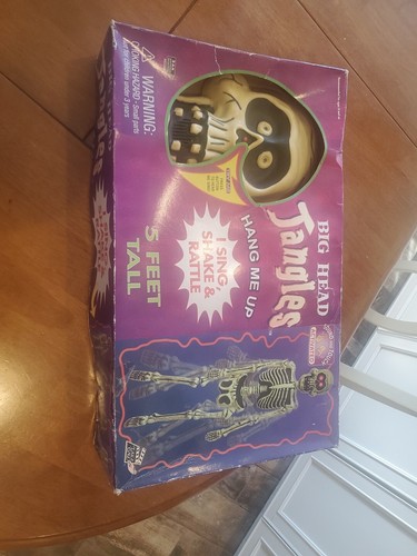 Vintage Big Head Jangles Take One Halloween 5' Skelett singt & schüttelt neu aus altem Lagerbestand - Bild 2 von 9