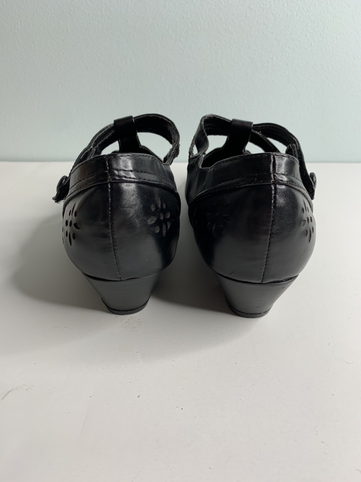 vintage looking shoes for women on Angel Steps Womens Shoes 8m Black Vintage Looking Gem