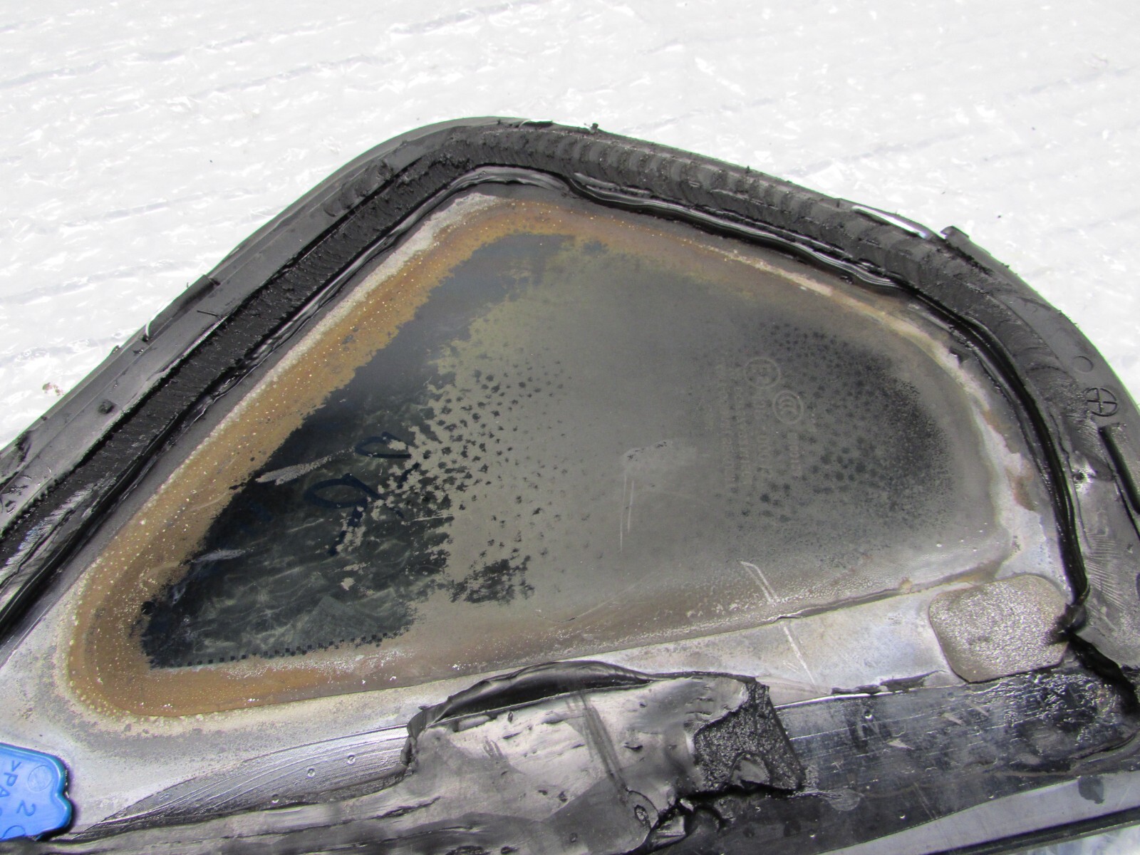 2014-2017 MASERATI QUATTROPORTE REAR RIGHT SIDE DOOR QUATER WINDOW GLASS OEM