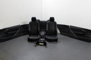 BMW M2 F87 Innenausstattung Leder Alcantara Sitze Sportsitze SHZ Ziernaht blau