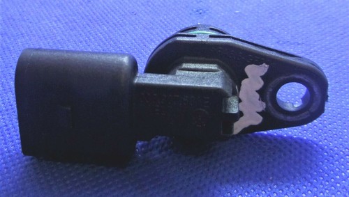 VW Passat 3C Impulsgeber Nockenwelle Sensor 030907601E *ungeprüft*